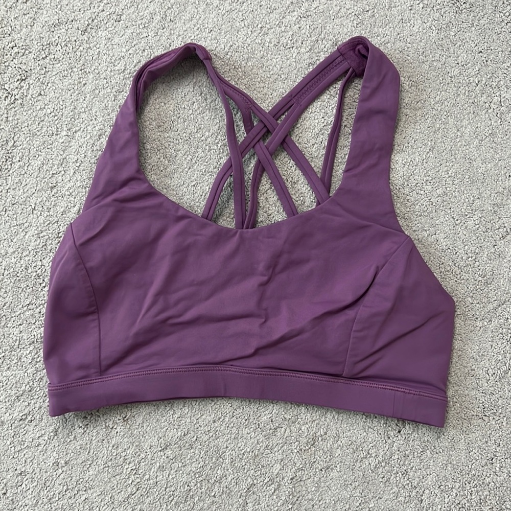 Lululemon sports bra size 6 like new condition